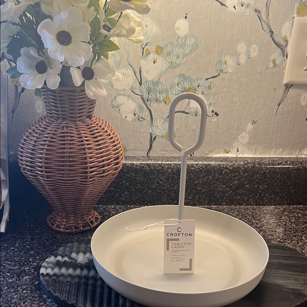 NWT Crofton Cream Iron Tabletop Caddy 10.24 inches tall by 10.24 inches wide